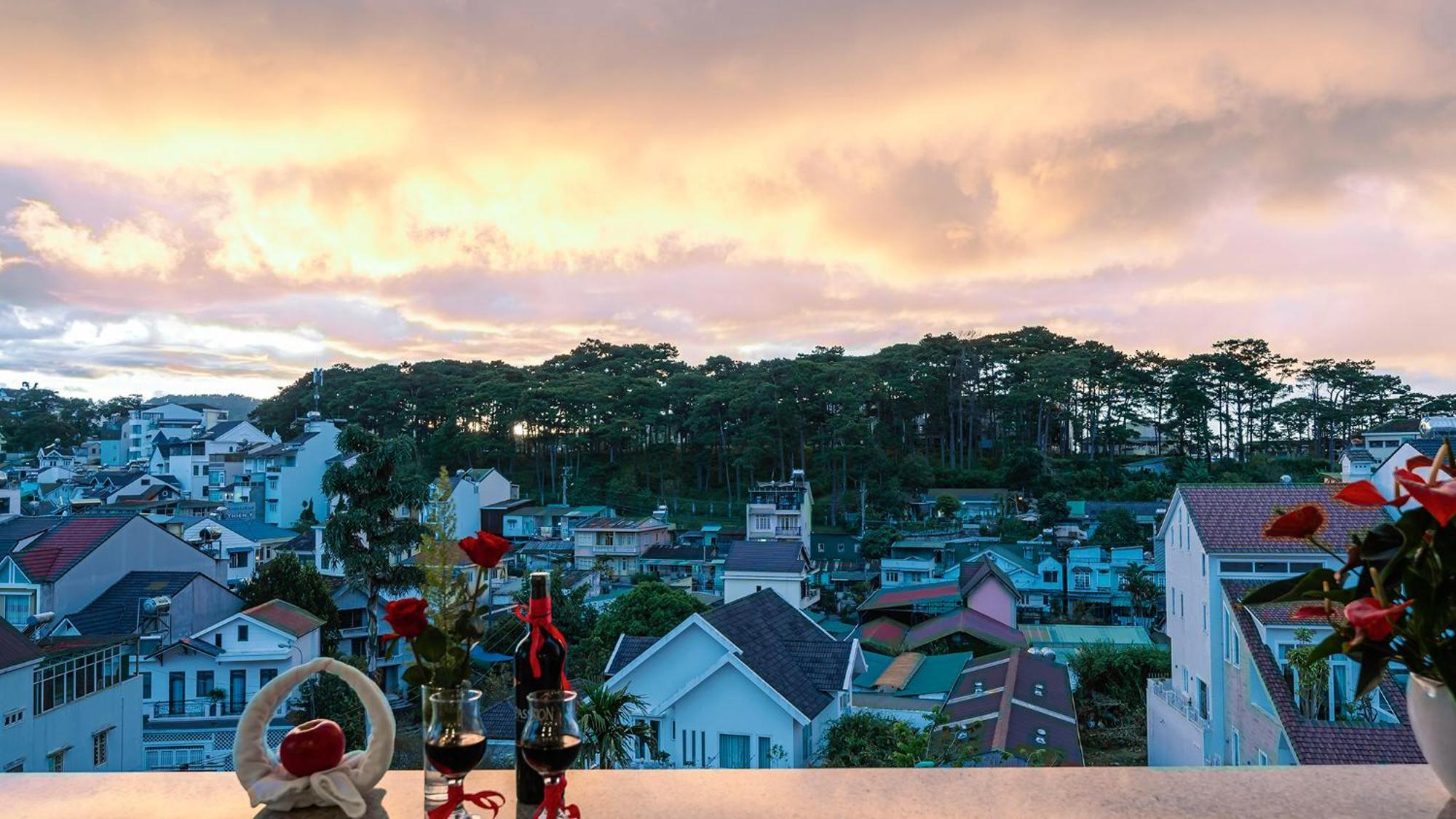 Minh Chien Hotel Da Lat Zewnętrze zdjęcie